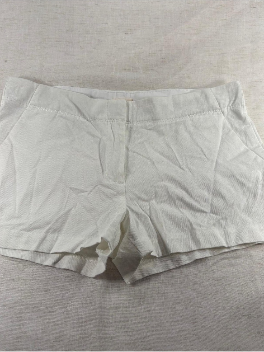 Girls White Shorts Size XL NWT
